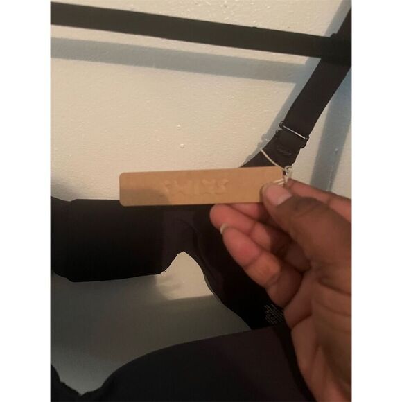 SKIMS Underwire T-Shirt Bra Dark Gray 42DDDD Full-Support Adjustable Straps NWT - Picture 5 of 6